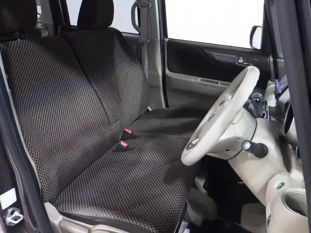 Микровэн кей-кар Honda N Box Plus кузов JF1 минивэн модификация SS Package, фотография 6