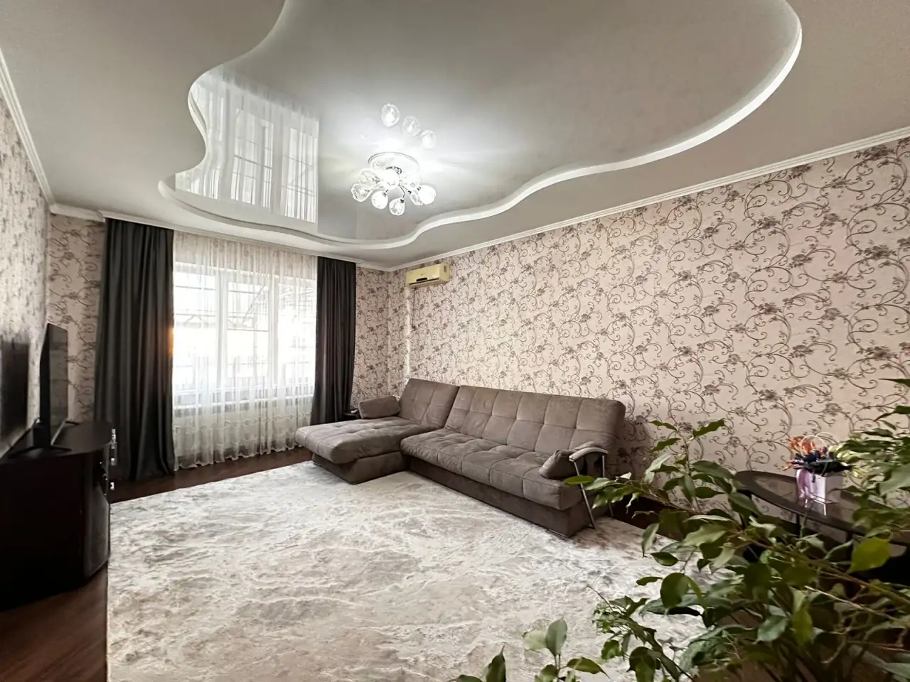 Продаётся 1-эт. дом в центре ст. Старомышастовская ул. Красная,полностью кирпичный. 105,00 м2, фотография 10
