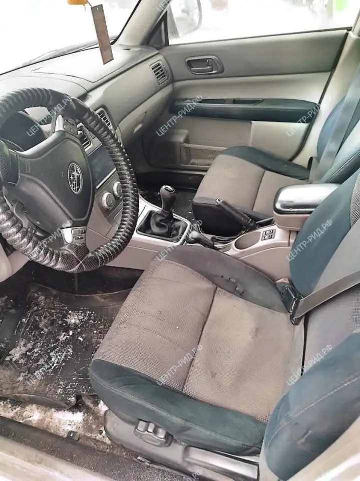 Автомобиль Subaru Forester, 2006, фотография 11