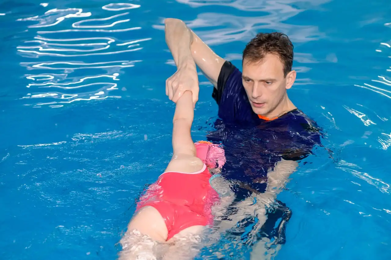 Бесплатное пробное занятие в бассейне Родник, фотография 8