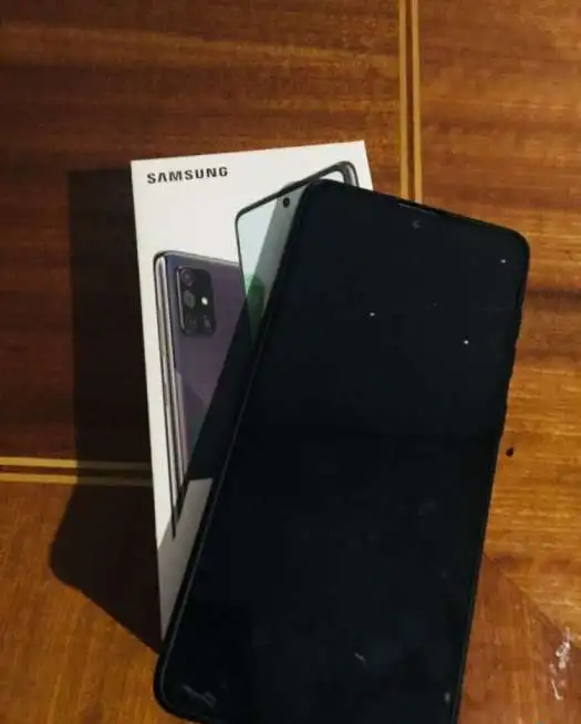Samsung a71, фотография 1