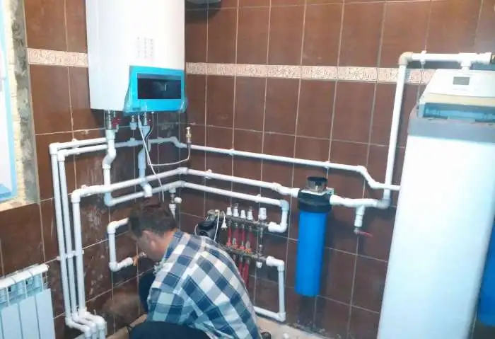услуги сантехника. монтаж водопровода. канализация., фотография 1