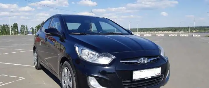Автомобиль Hyundai Solaris, фотография 3