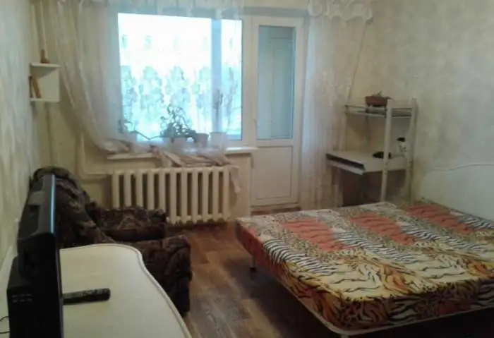 2-х комнатная на сутки Ново-Садовая 369, фотография 1