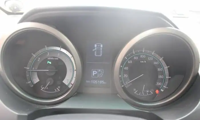 Toyota Land Cruiser Prado, 2010 год, фотография 3