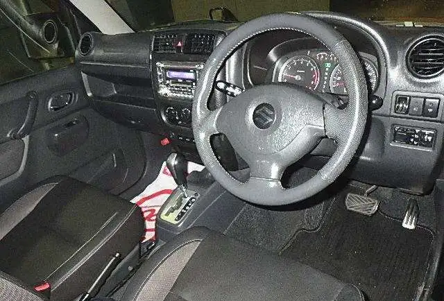 Продажа автомобилей Suzuki, фотография 7