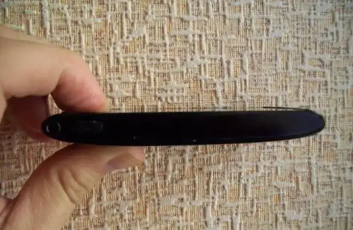 Sony Ericsson U5i Vivaz Black оригинал, фотография 8