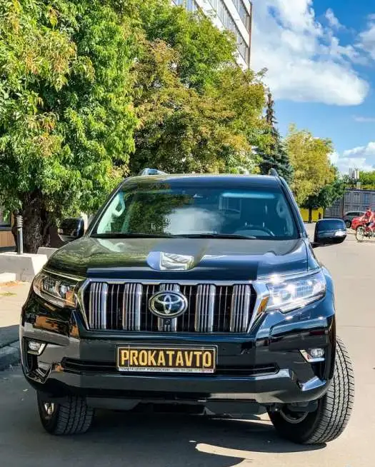 прокат авто Toyota Prado, фотография 1