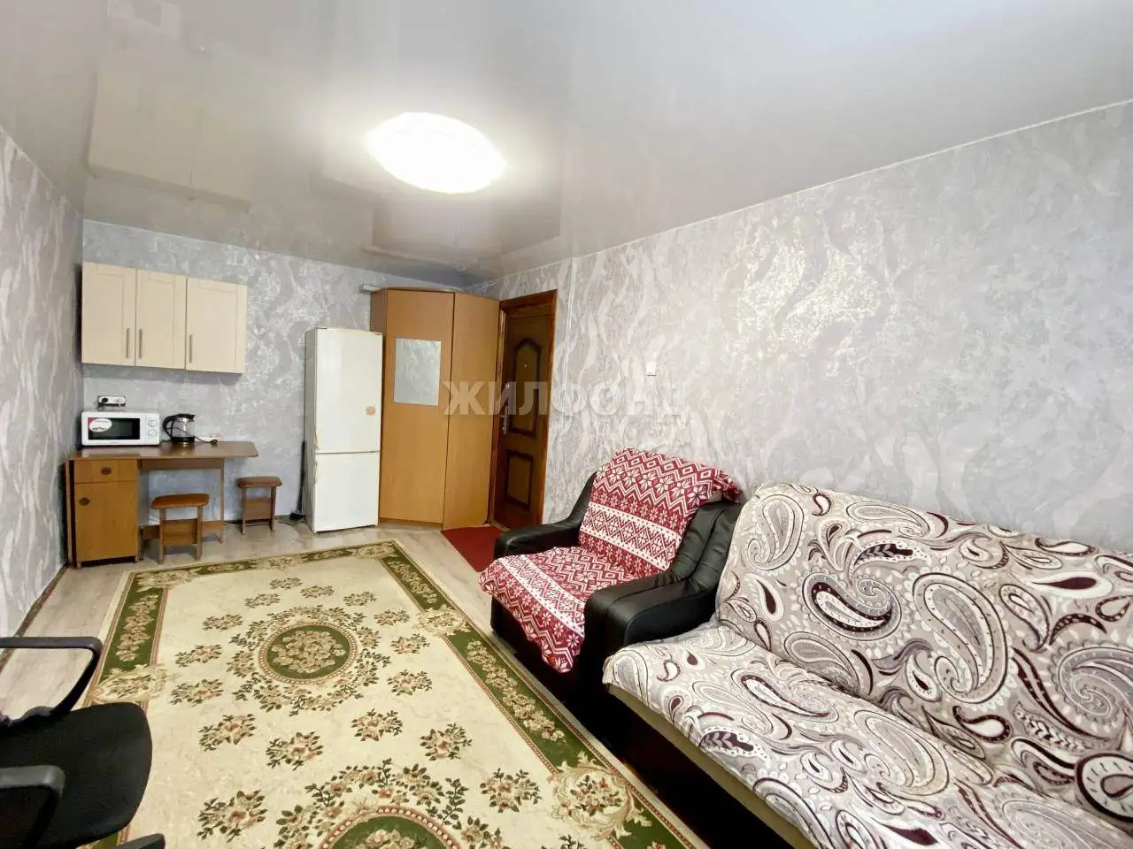 Продается комната 17.2 м2 в 1 ком.кв., фотография 2
