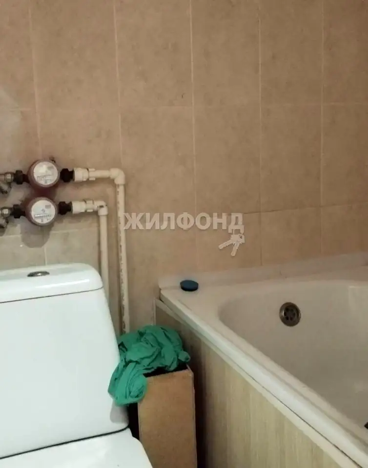 Продается комната 12 м2 в 1 ком.кв., фотография 4