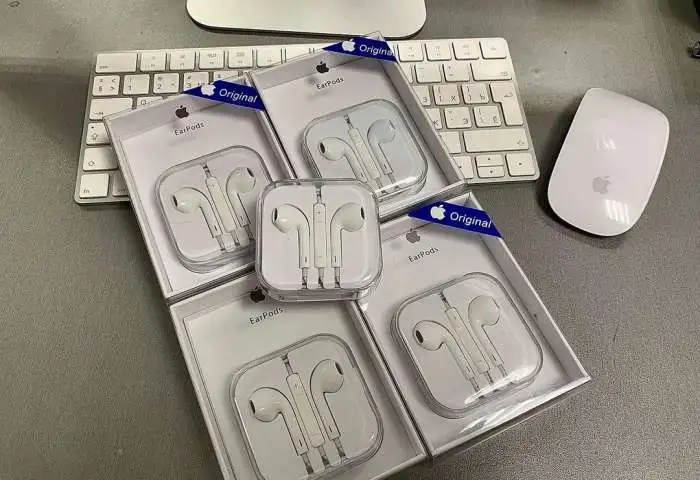 Наушники Apple EarPods 3.5 мм., фотография 2