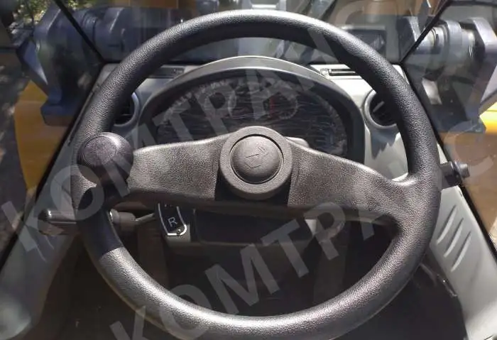 фронтальный погрузчик XCMG LW300KN, фотография 5