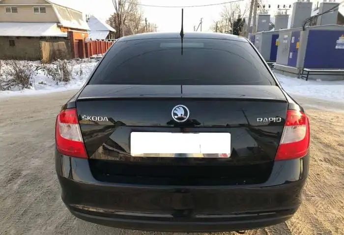 Skoda Rapid в отличном состоянии, фотография 5