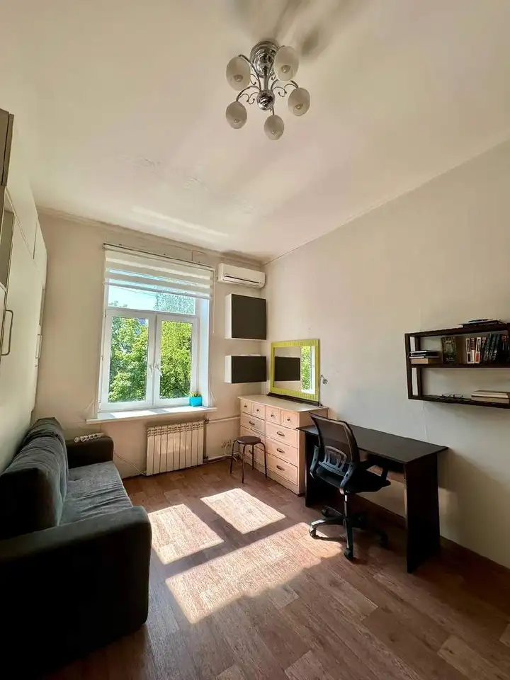 Продается комната 14.9 м2 в 3 ком.кв., фотография 3