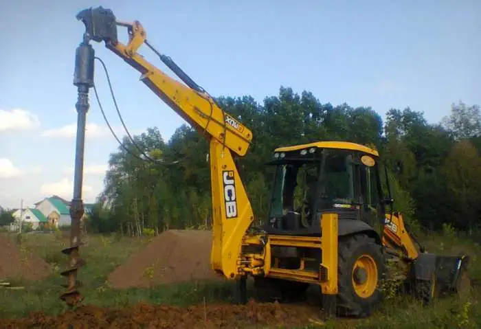 Ямобур на базе jcb, фотография 1