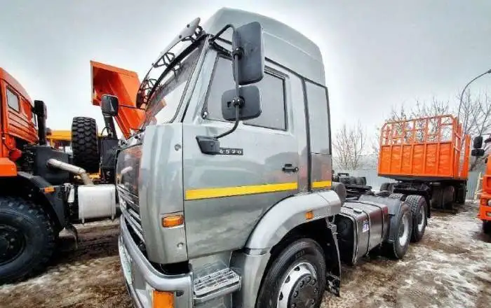 Камаз 6460 тягач с макси крышей, фотография 4
