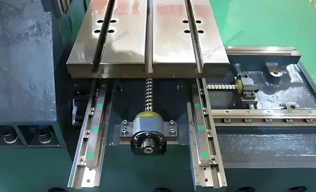 Вертикальный фрезерный станок JS WAY T-640, фотография 4