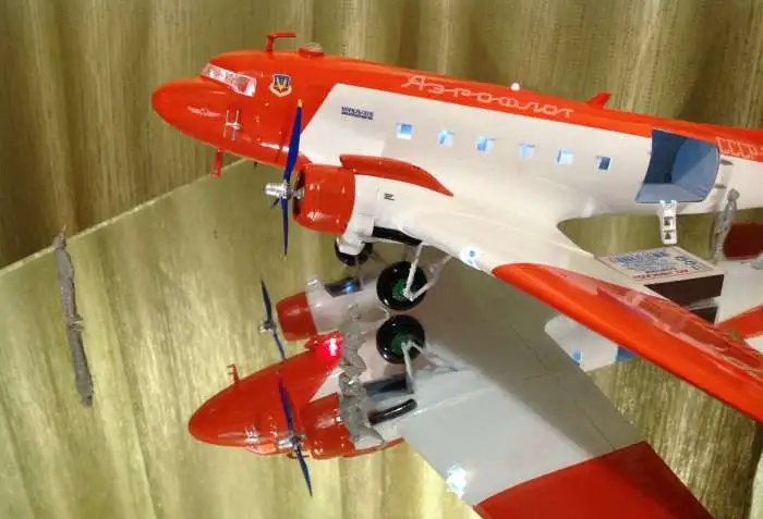 Модель самолета Ли-2.1/48.Освещение салона,Кабины пилотов., фотография 6