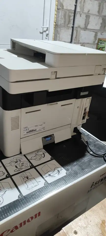 Мфу Canon iSensys MF421dw, фотография 4