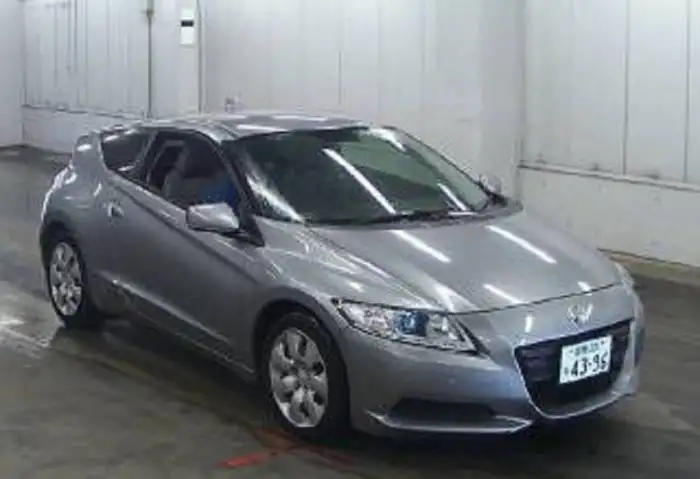 Honda CR-Z гибридный спорт-купе, фотография 1