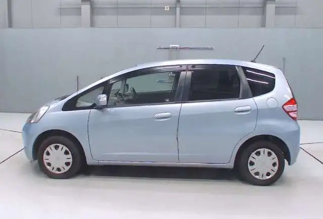 Honda Fit  2008г,  2-й рестайлинг, фотография 10