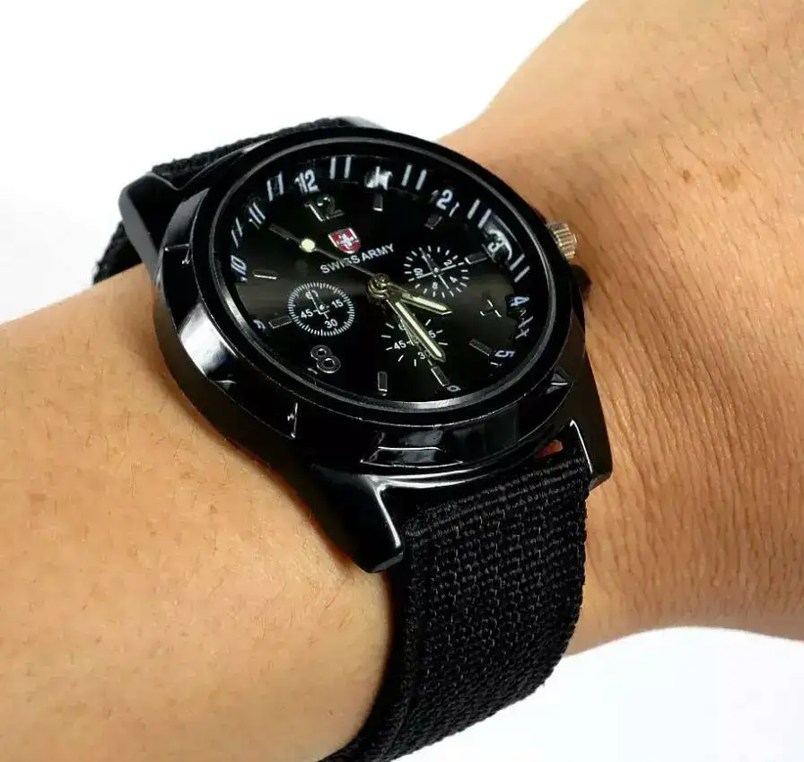 Новые часы Swiss Army Black, фотография 1