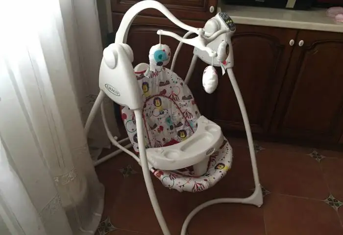 Электрические качели Graco , фотография 3