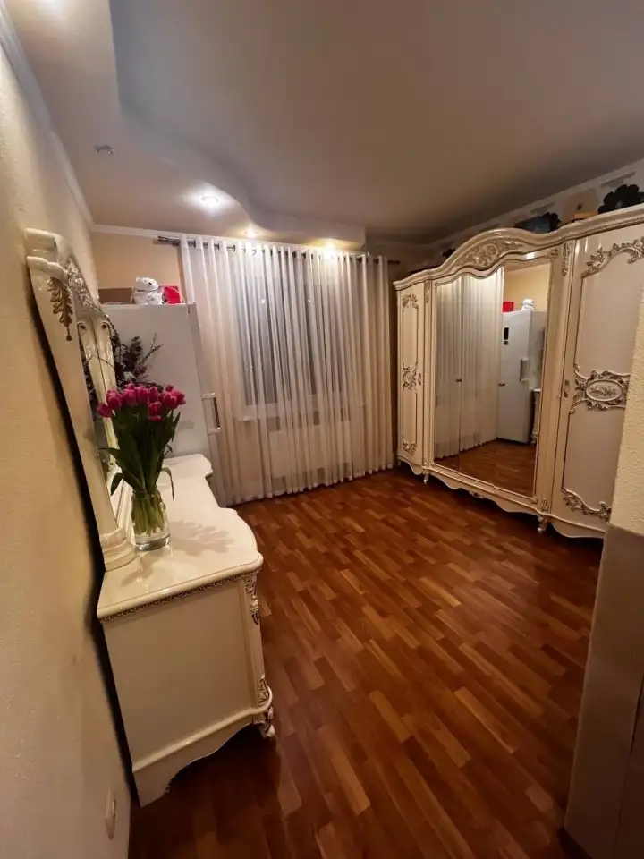 4-х комн квартира с авт отоп в городе Луганск квартал Мирный, 82,00 м², 3 эт., квартал Мирный, фотография 10