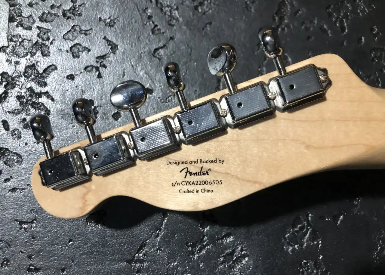 Fender squier paranormal baritone carbonita, фотография 7