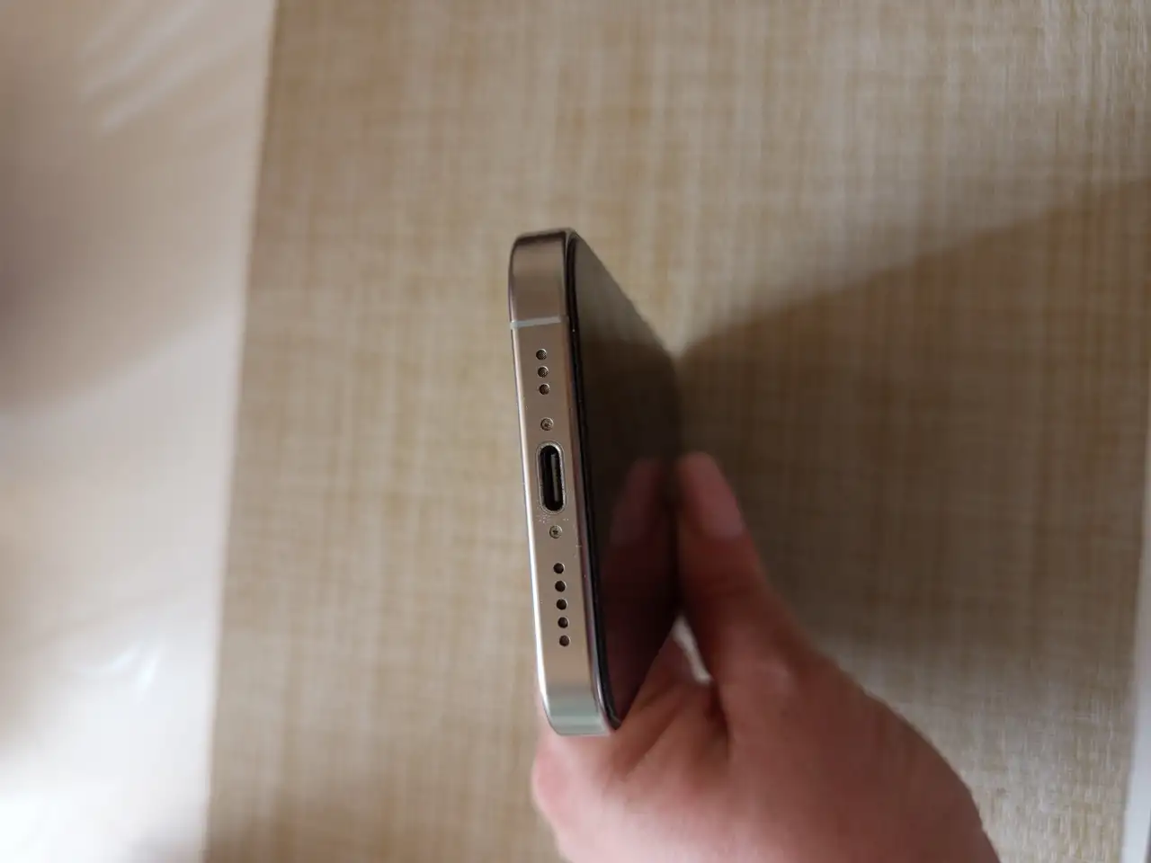 iPhone 16, фотография 5