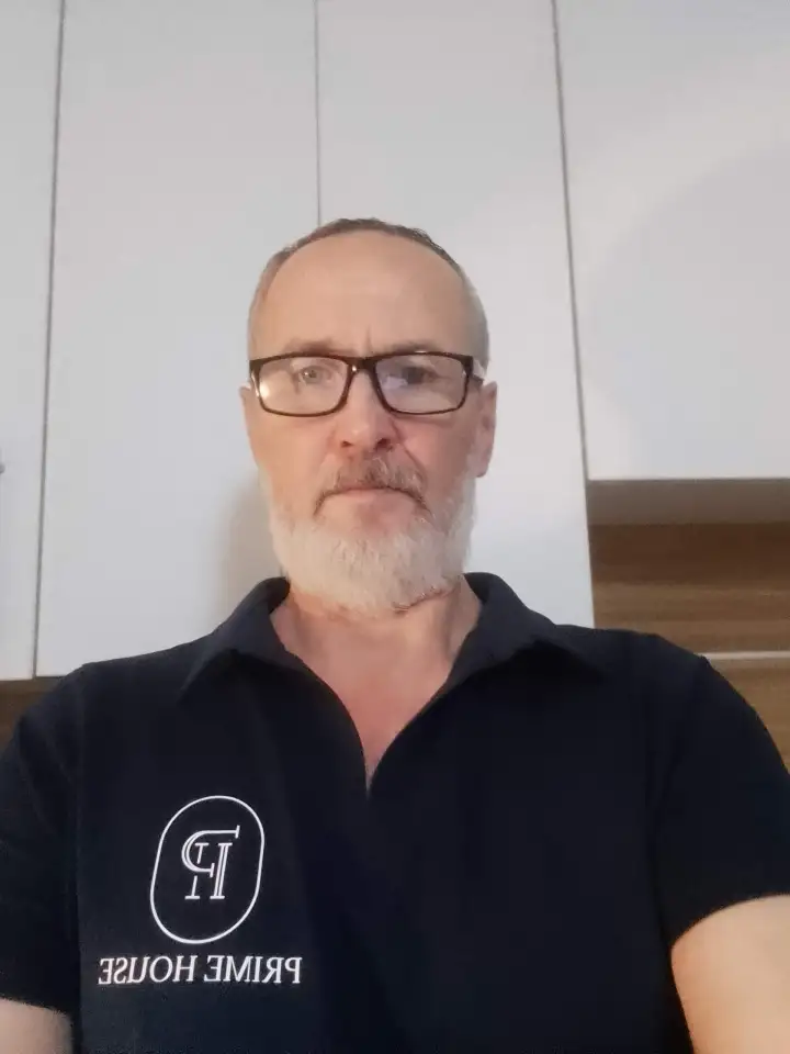 Ищу работу.Помощник по дому кафе офис.Лично.Без выходных., фотография 1