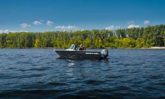 Алюминиевая лодка KRAFTER FishDeck 470, фотография 3