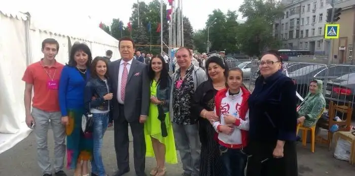 Цыганский ансамбль 