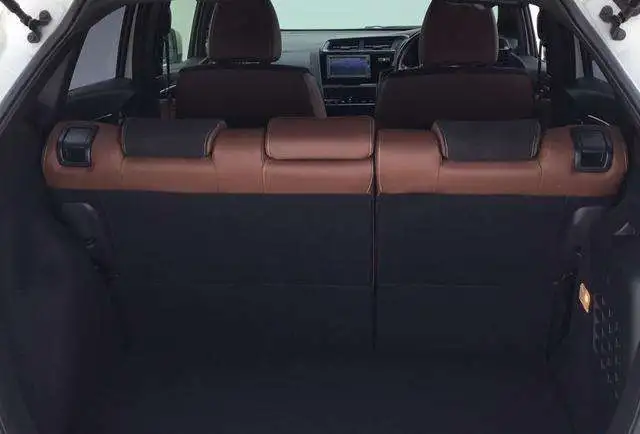 Продам автомобиль Honda Fit, фотография 12
