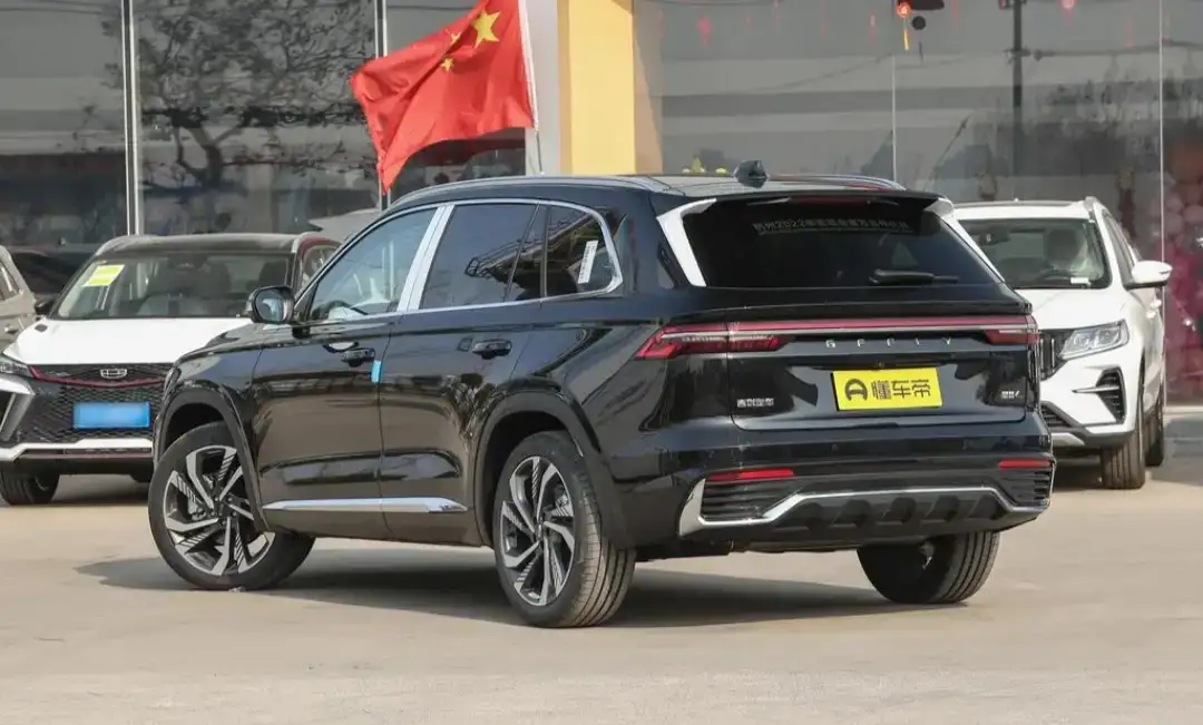 GEELY MONJARO 2023 2.0TURBO 4WD, фотография 3