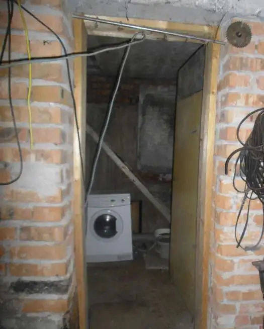 Продам гараж в ГСК Роща №942. Два этажа + Тех. этаж + Погреб. Академгородок, за ИЯФ 96,00 м2, фотография 3