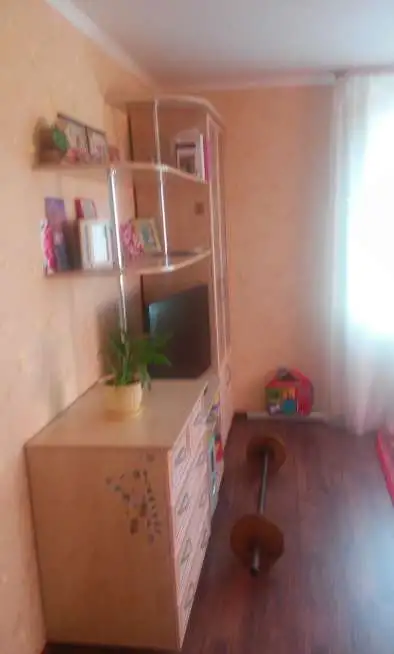 Продаю ХОРОШУЮ 2-х КОМН.КВАРТИРУ, 67,00 м², 16 эт., Калининский, улица Николая Гастелло д.4 к.1, фотография 3