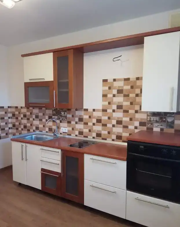 Сдам на длительный срок 1-к. квартиру, 45 м², 1/4 эт., фотография 6