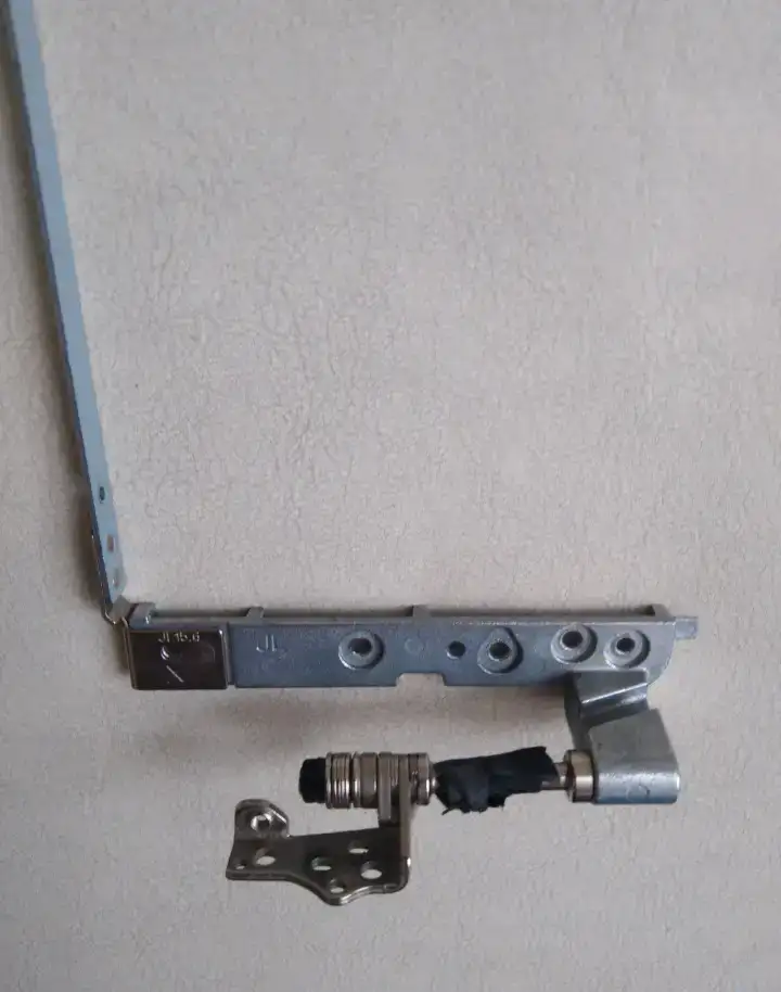 Toshiba A350 A355 A355D L450D L455 L455D петля матрицы левая, фотография 2