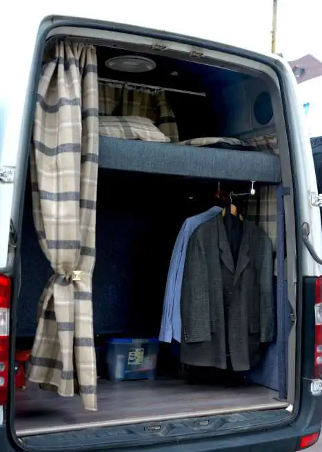 Аренда, продажа Кемперов и Автодомов в г. Калининград на базе Mercedes-Benz Sprinter 2,2 л.  Год выпускаг., фотография 7