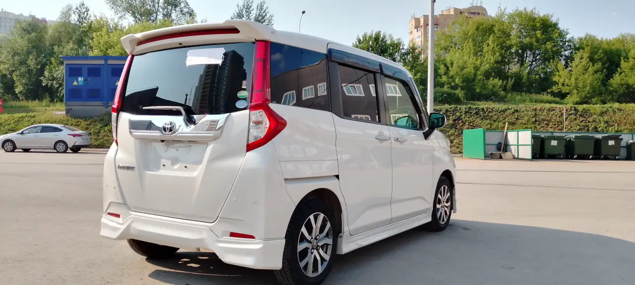 ПРОДАЮ TOYOTA ROOMY 1.0 CUSTOM G-T, фотография 6