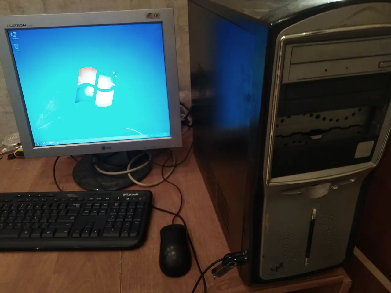 Asus AMD 4 ЯДРА Системный блок., фотография 2