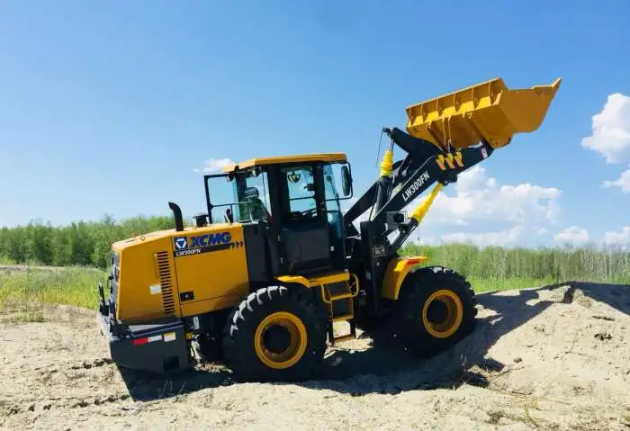 Продается НОВЫЙ фронтальный погрузчик XCMG LW300FN, фотография 9