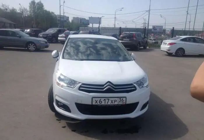 Продаю срочно авто, Citroen C4, фотография 3