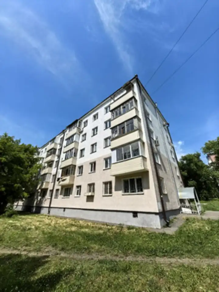 Квартира, 42,70 м², 3 эт., Орджоникидзевский, Интернациональная ул, 125/1, фотография 1