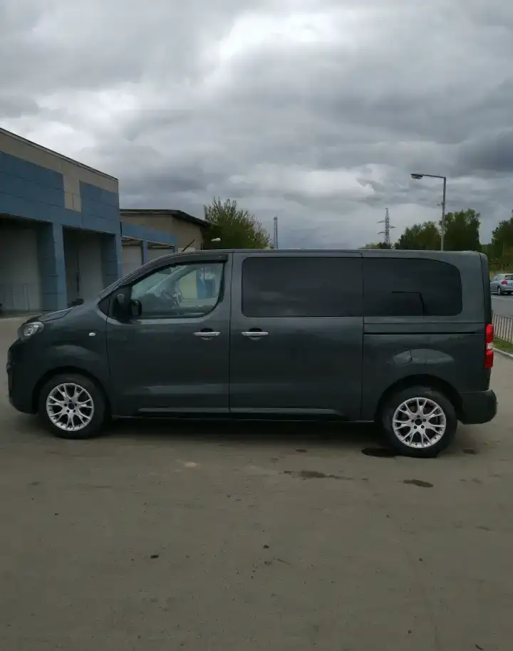 Пежо тревелер минивен Peugeot, фотография 3