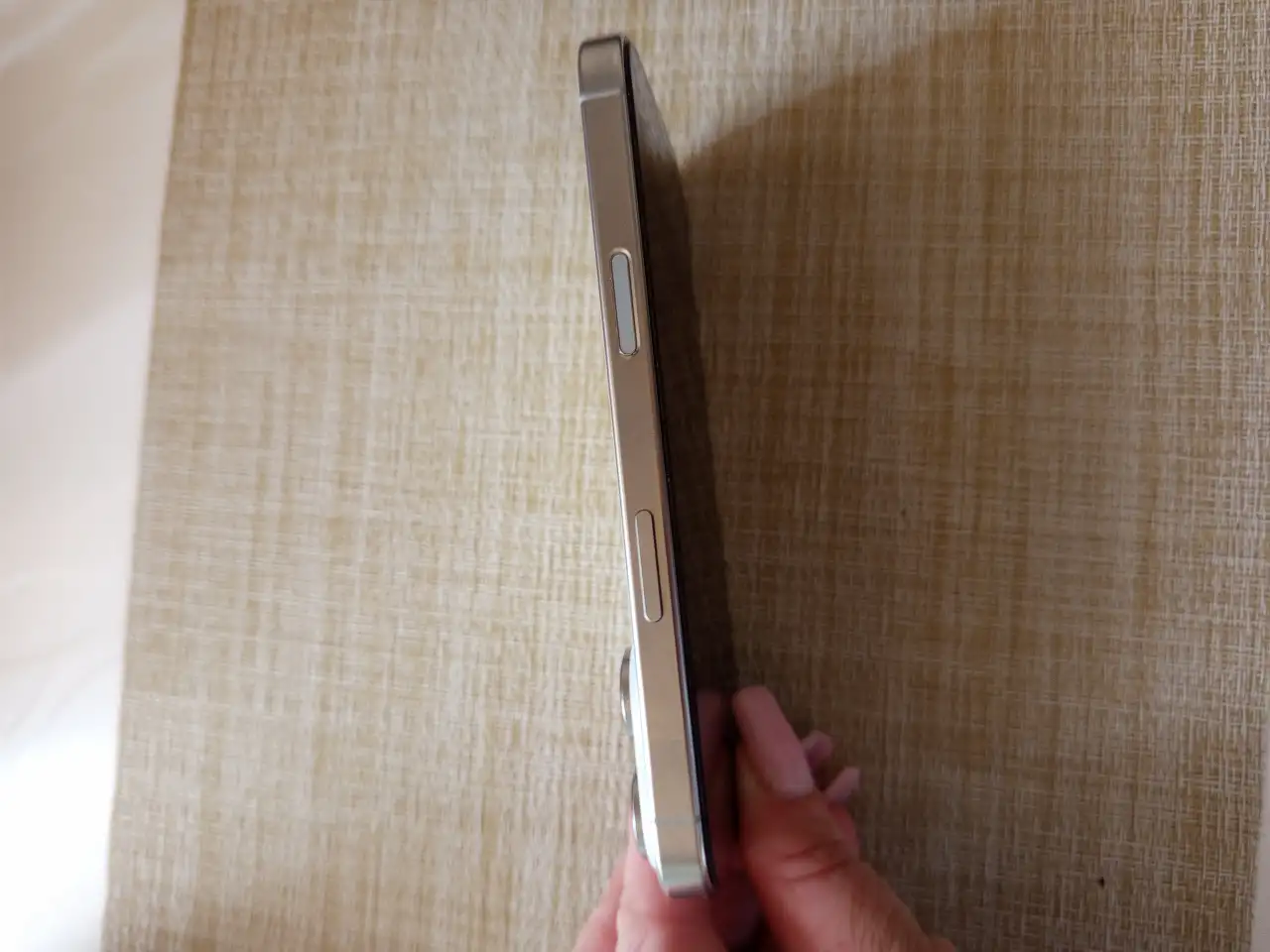 iPhone 16, фотография 3