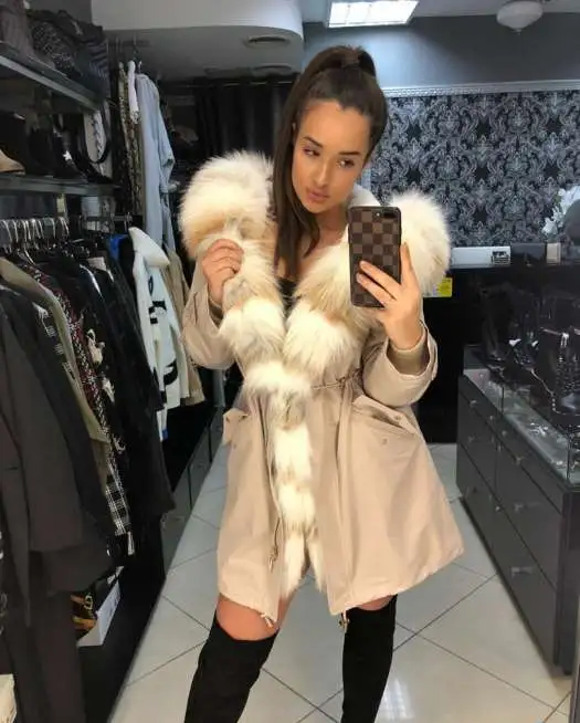 Действующий шоурум женской одежды, фотография 8