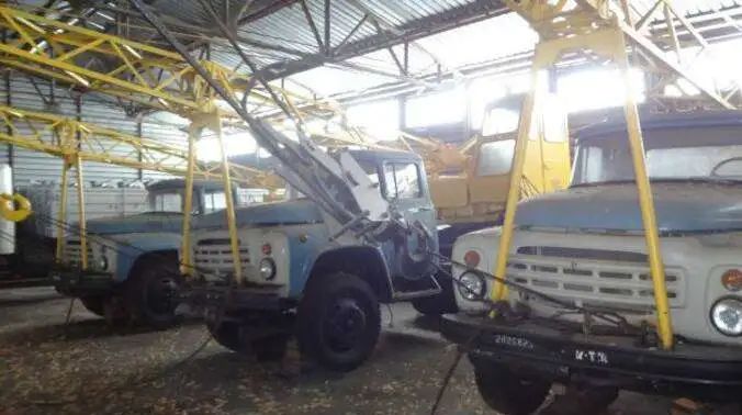 Кран на автомобильном ходу ЗИЛ-130 КС-2561, фотография 3