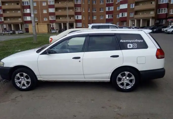 Nissan Ad в отличном состоянии, фотография 1